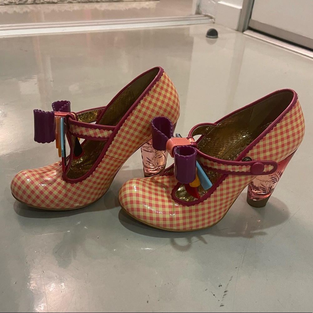 Pinup Mary Jane heels
